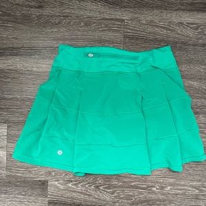 Lululemon pace rival skirt